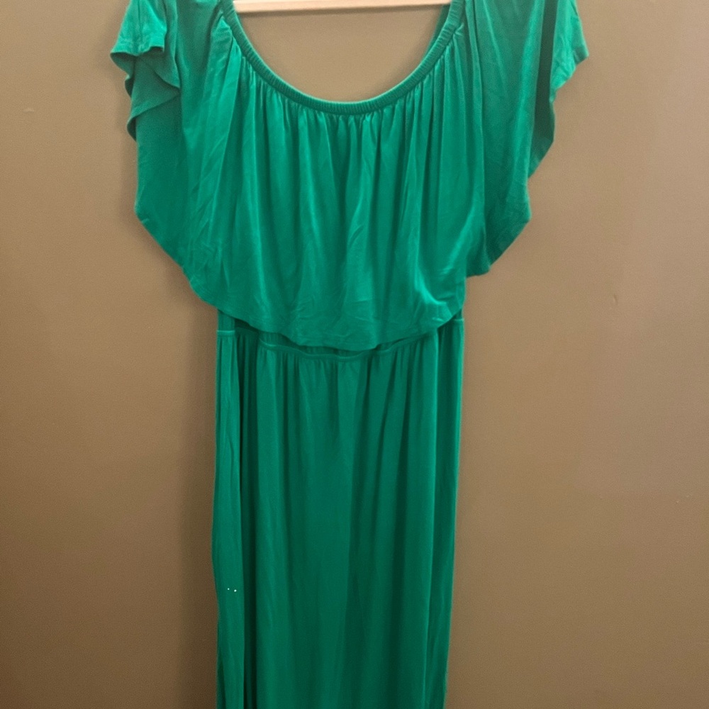 Chic Green Maxi Dress for Women